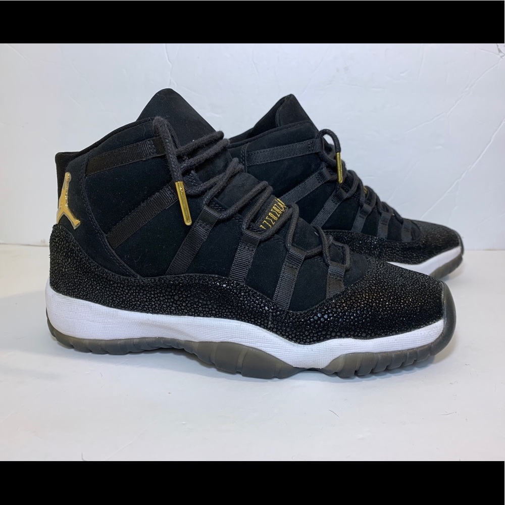 Nike Air Jordan 11 Retro PRM “Heiress Stingray”